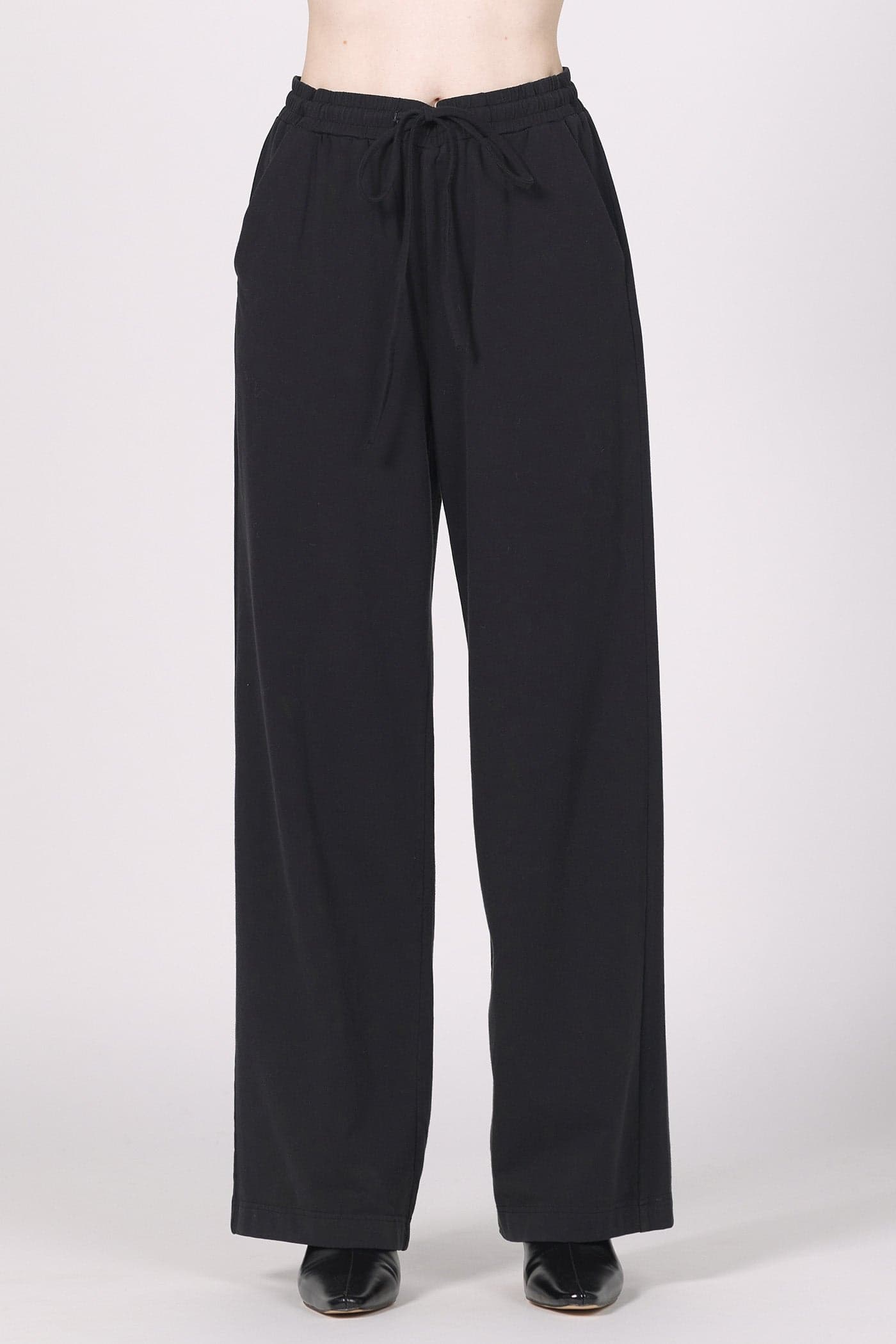 ZAHARA RELAXED LEG PANT WITH DRAWCORD WAIST BLACK